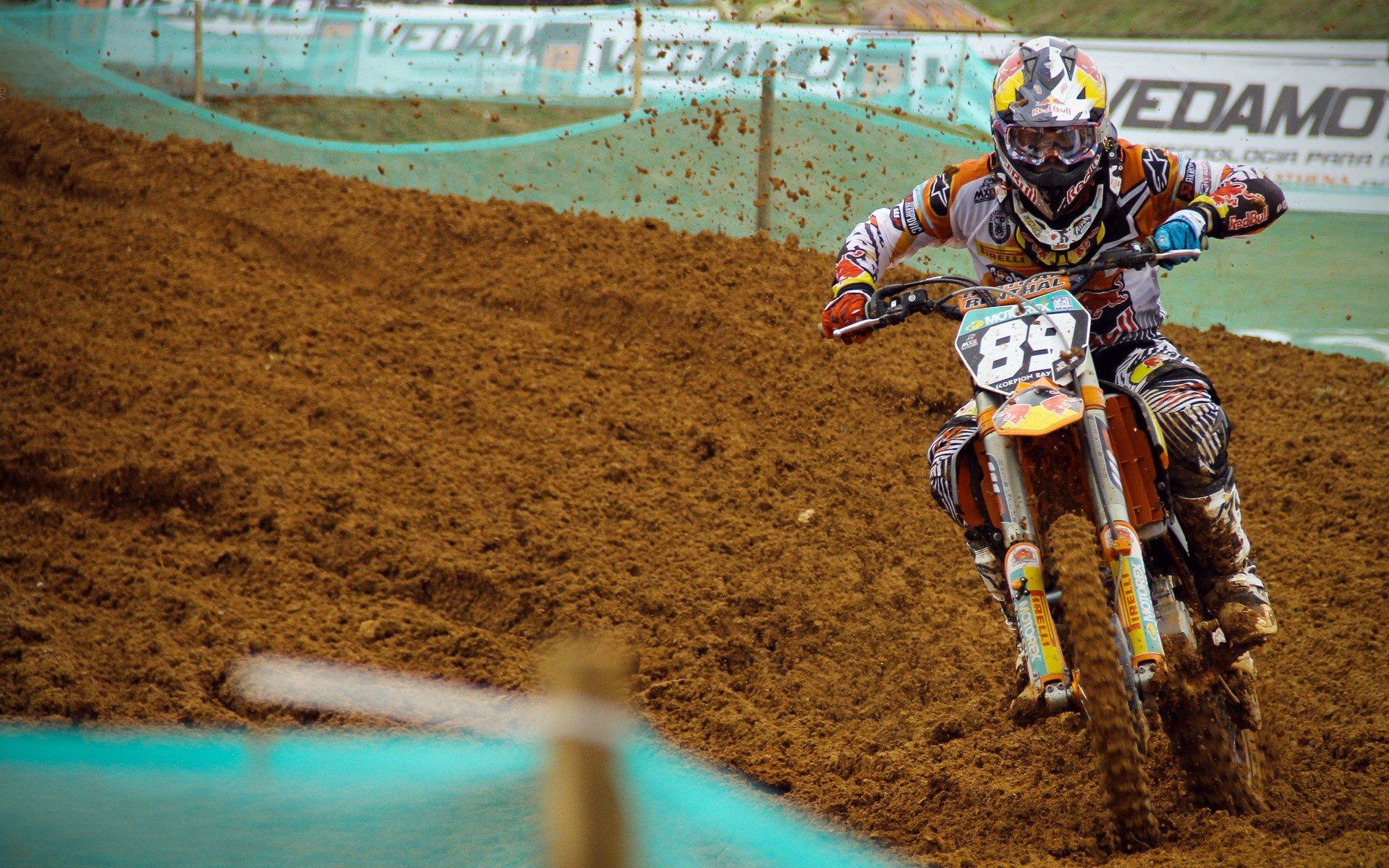 欧冠决赛巅峰对决，皇马3-1力克多特蒙德，第15次捧起大耳朵杯|意昂体育